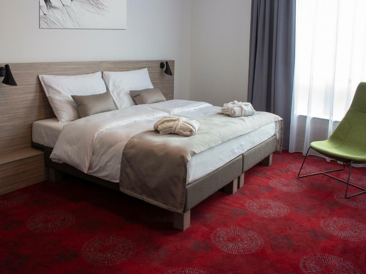 Hotel Tammel Jičín Esterno foto