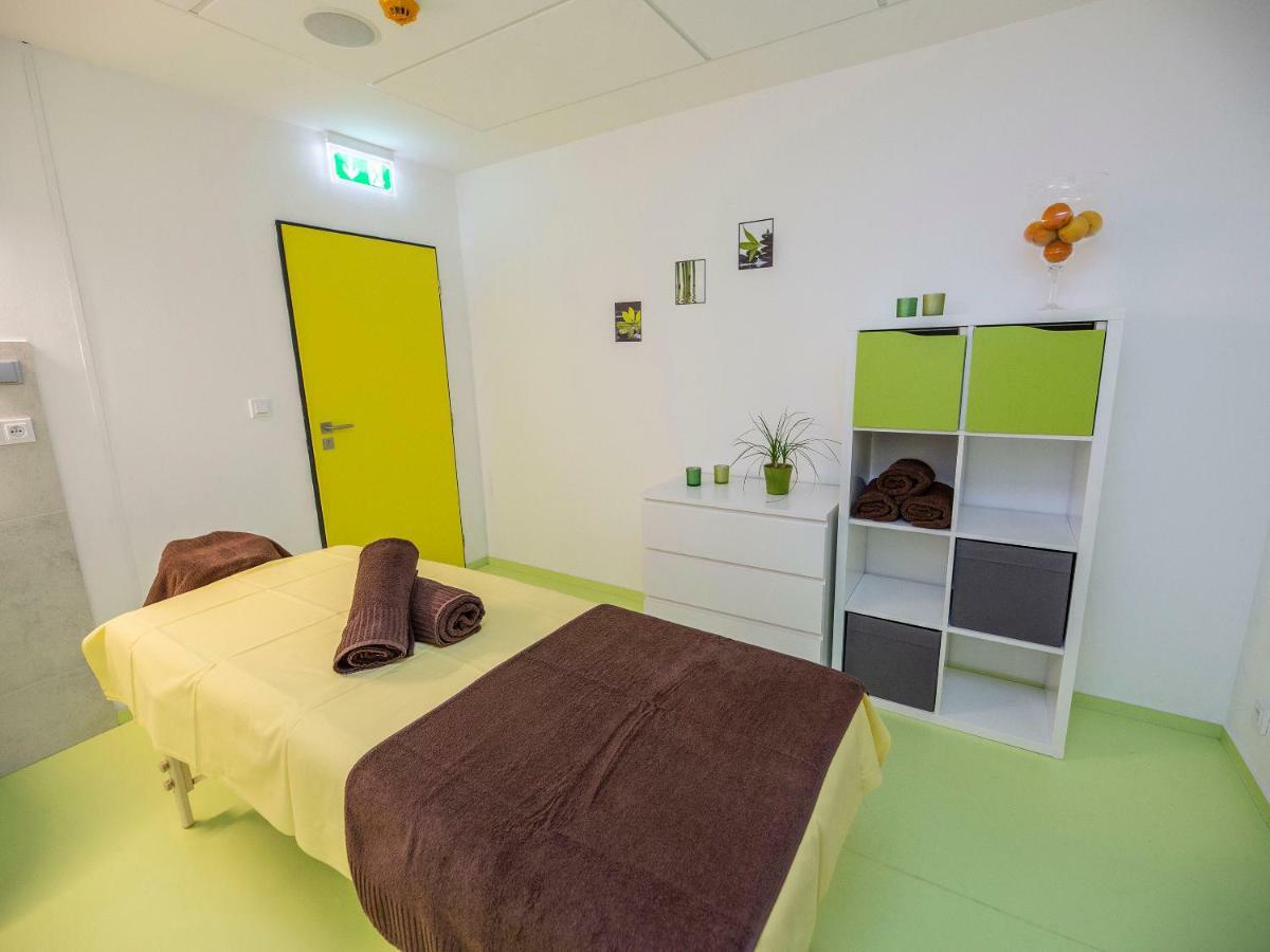 Hotel Tammel Jičín Esterno foto