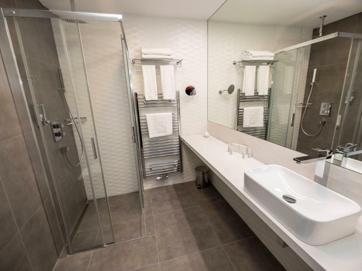 Hotel Tammel Jičín Esterno foto